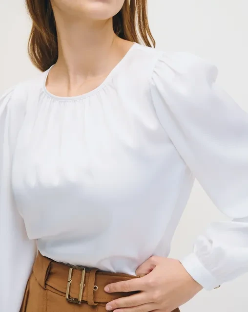 blusa blanca satin Julio