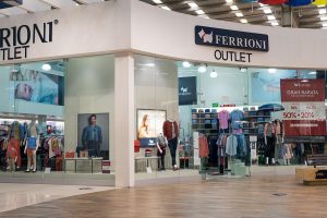 Tienda Ferrioni en plaza Outlet Puebla Premier