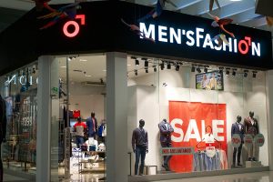 Tienda Men's Fashion en plaza Outlet Puebla Premier