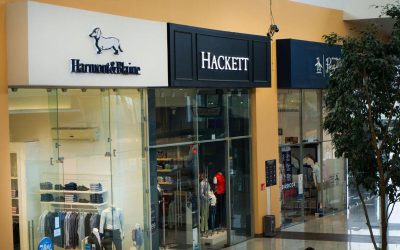 33-hackett-outlet-interior-plaza