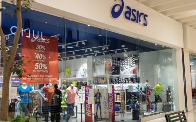 Tienda Asics en Plaza Outlet Puebla Premier