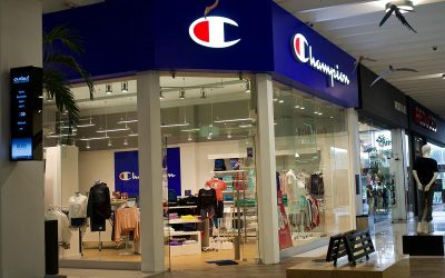 Tienda Champion en plaza Outlet Puebla Premier