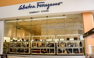 Tienda Salvatore Ferragamo en plaza Outlet Puebla Premier