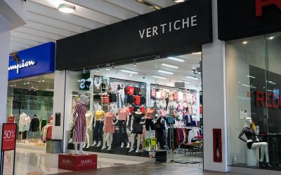 Tienda Vertiche en plaza Outlet Puebla Premier