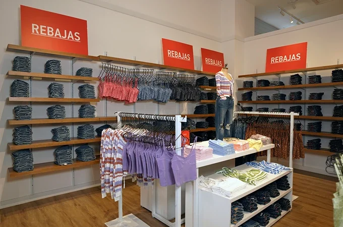 rebajas-outlet-abercrombie-fitch-tienda
